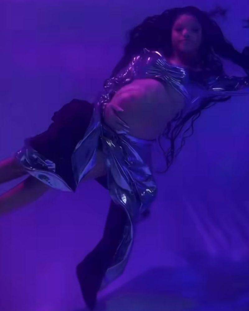 Instagram.com/hallebailey